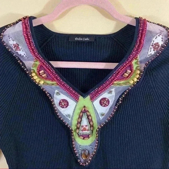 DOLCE CABO Boho Tribal Fitted Rib Beaded Long Sleeve V-Neck Cropped Sweater(4/6) - Picture 2 of 8